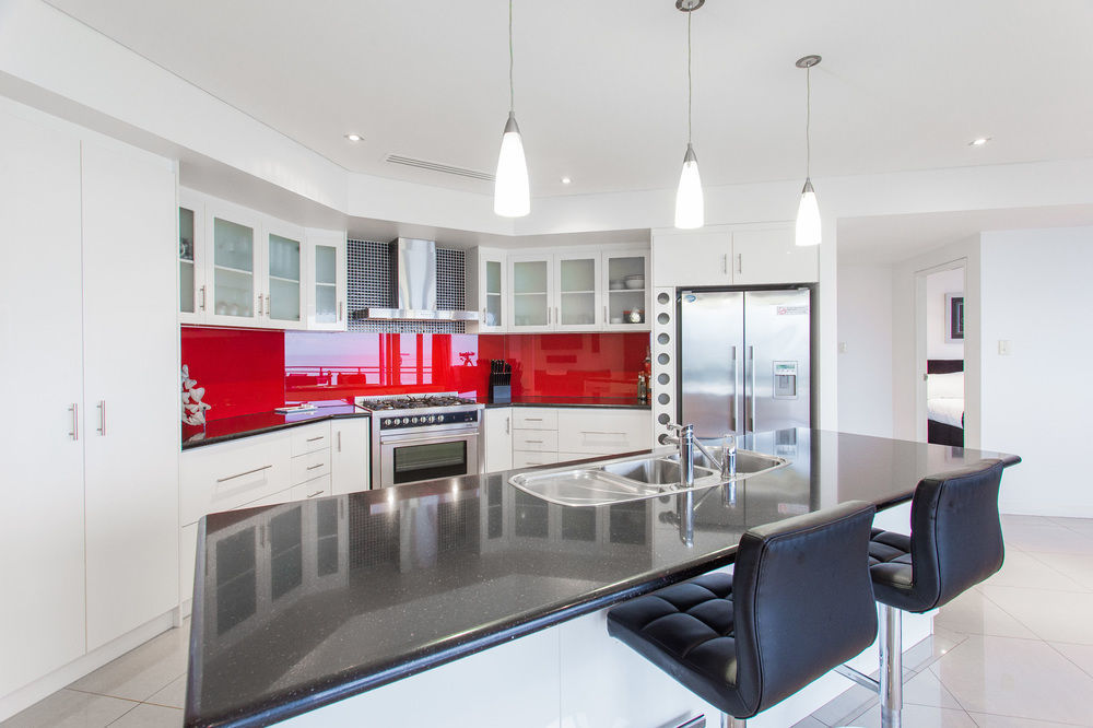 Spinnakers By Rockingham Apartments Esterno foto